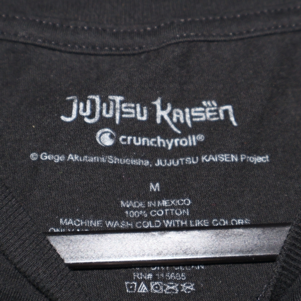 Crunchyroll Jujutsu Kaisen Nobara Unisex Short Sleeve Black T-shirt. - Picture 4 of 5